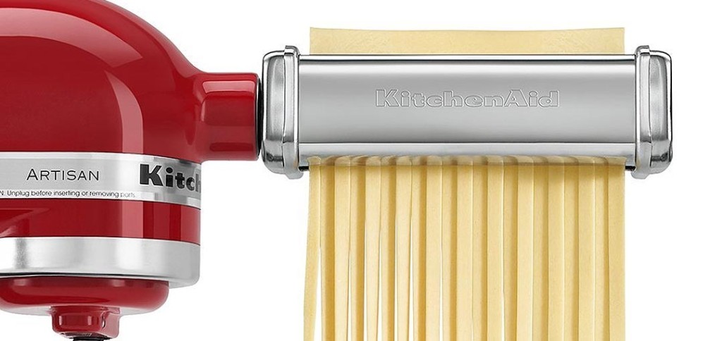 KitchenAid Pasta Roller & Cutter Attachment Set Review ...