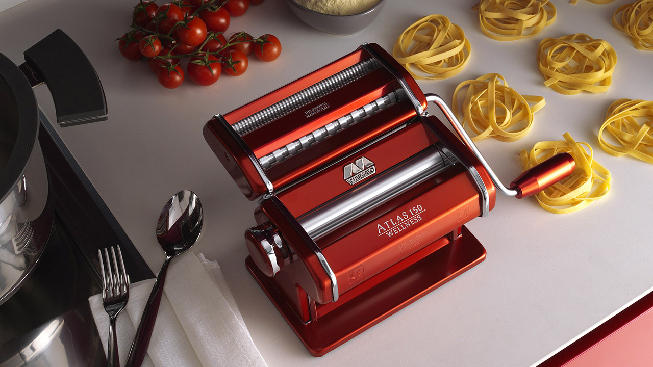 The Best Pasta Makers You Can Buy on  – SheKnows